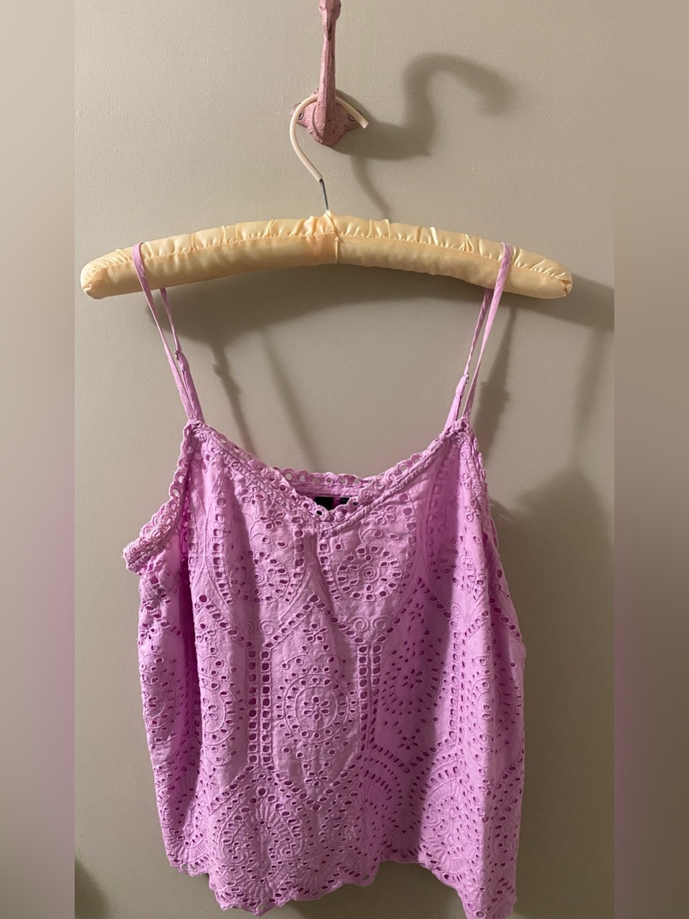 Y.A.S Lavender Pink Eyelet Camisole Top